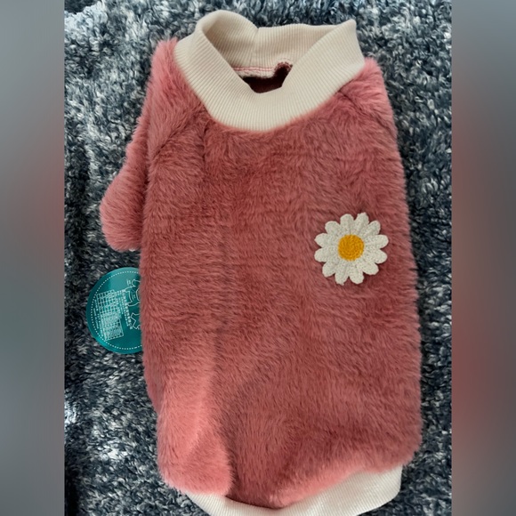 🌟NWT! Petcircle Daisy Fuzzy Dog Sweater! - Picture 2 of 9